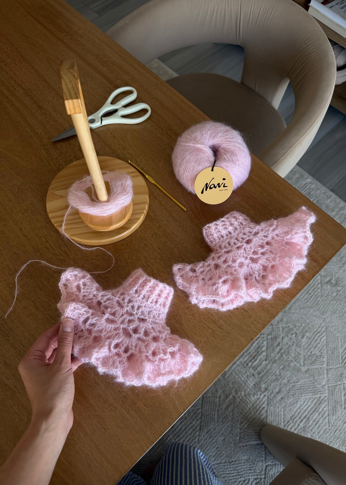 CROCHET LACE CUFFS — TUTORIAL & PATTERN