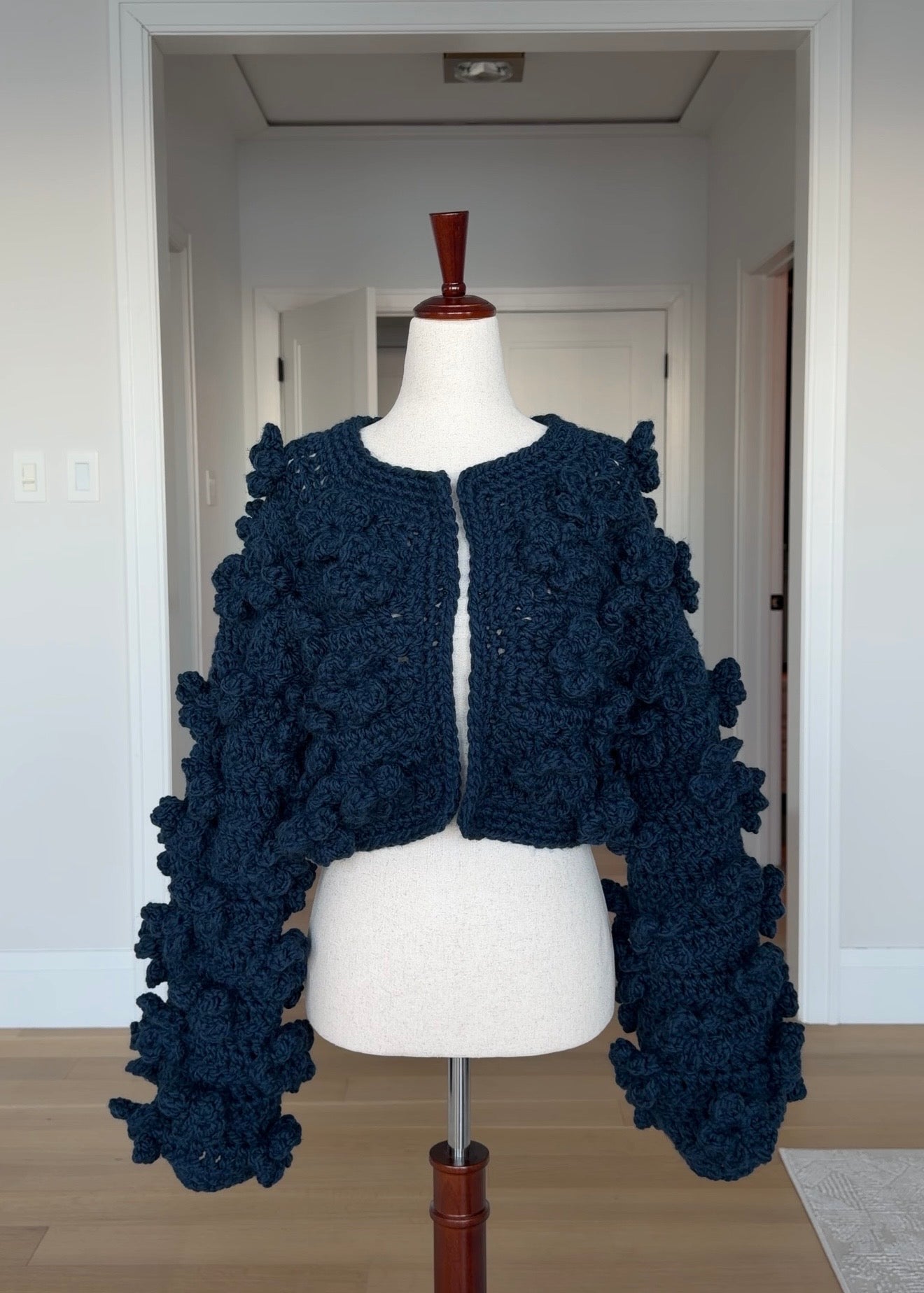 CROCHET FLORAL TEXTURE JACKET — TUTORIAL & PATTERN