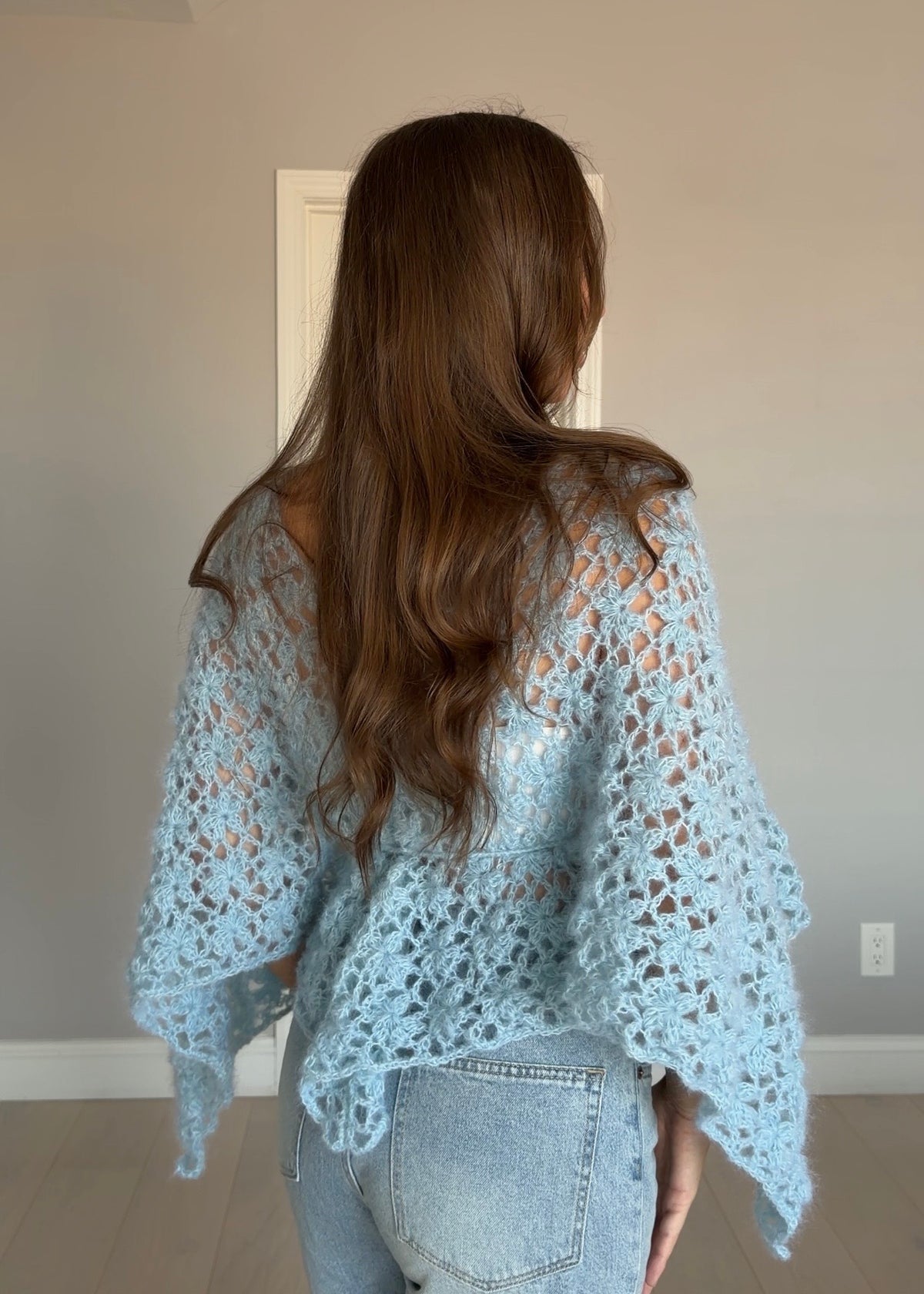 CROCHET FLORAL MESH TRIANGLE — TUTORIAL & PATTERN