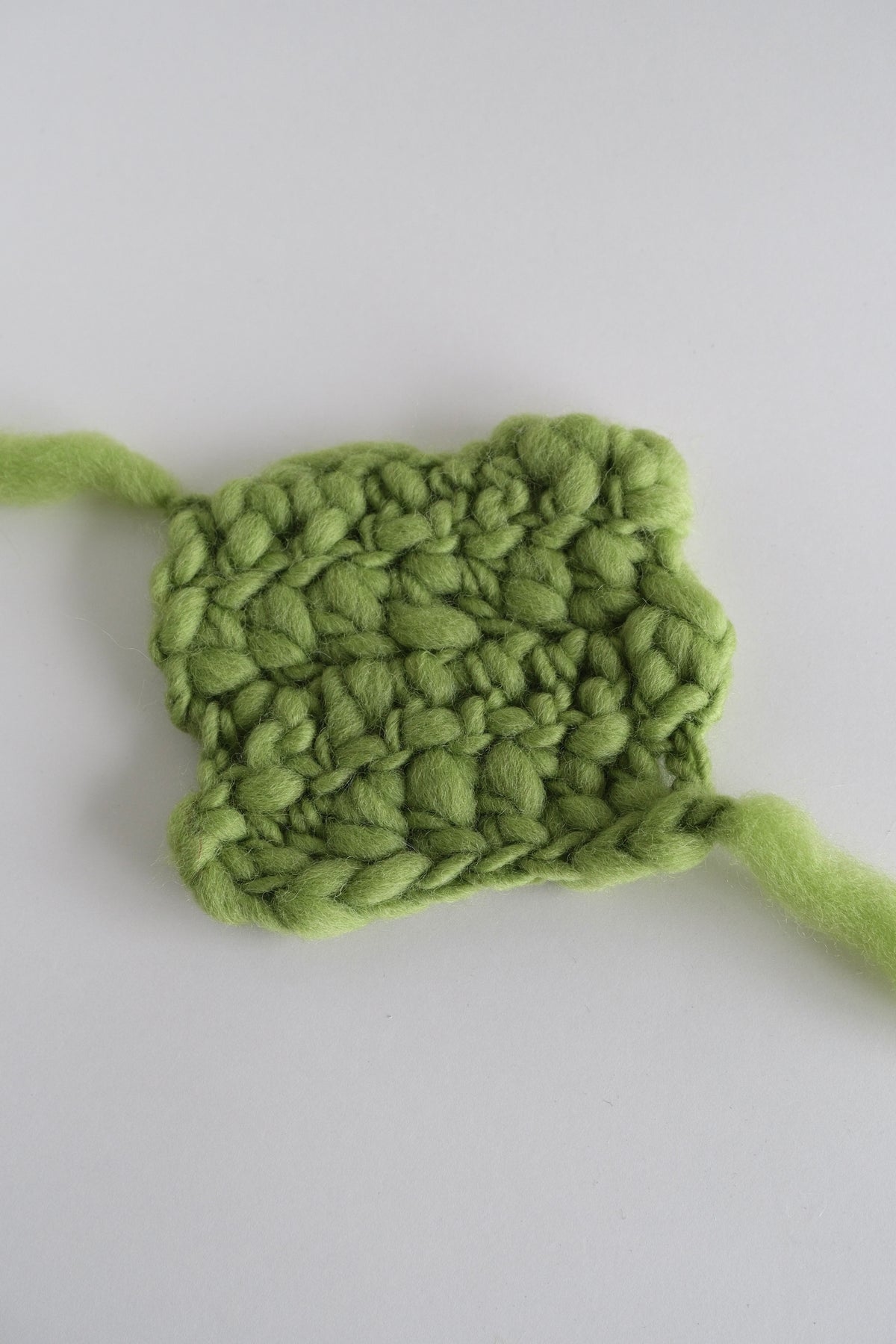 DUNE — THICK & THIN WOOL YARN