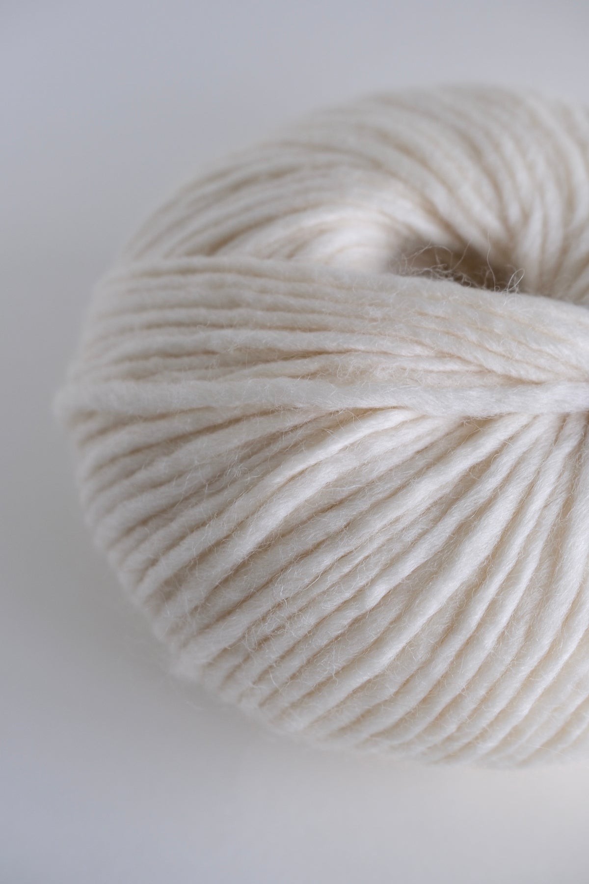VALE — CLASSIC WOOL YARN