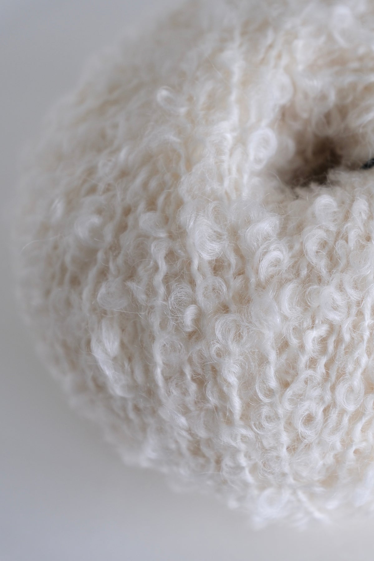 WAVE — BOUCLÉ MOHAIR & WOOL YARN