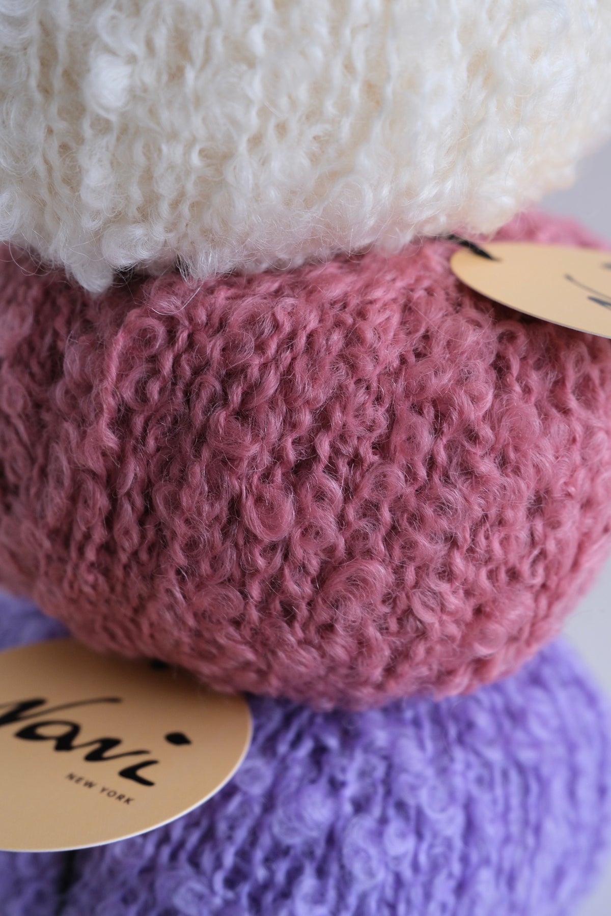 WAVE — BOUCLÉ MOHAIR & WOOL YARN